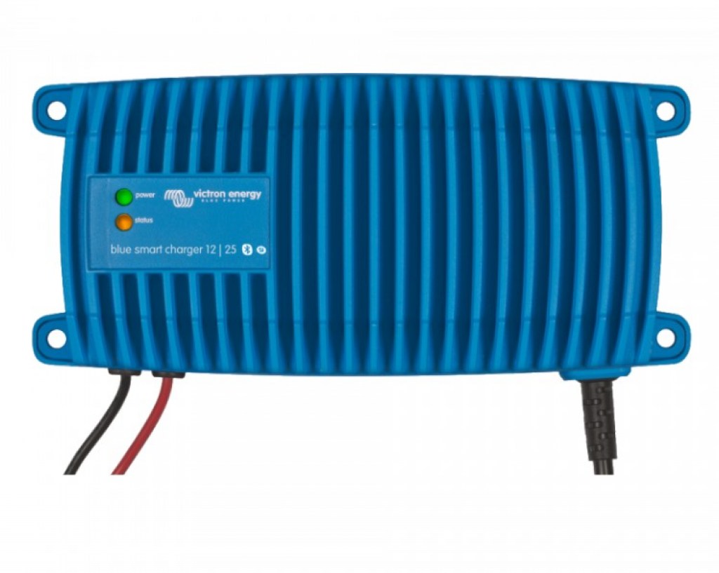 hyba484511-blue-smart-ip67-12-13(1)-230v-cee-7-7-batterieladegerät