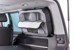 yaM5671-re_Fensterpacktasche_mit_Paneel_VWT5-T6.1_rechts_a